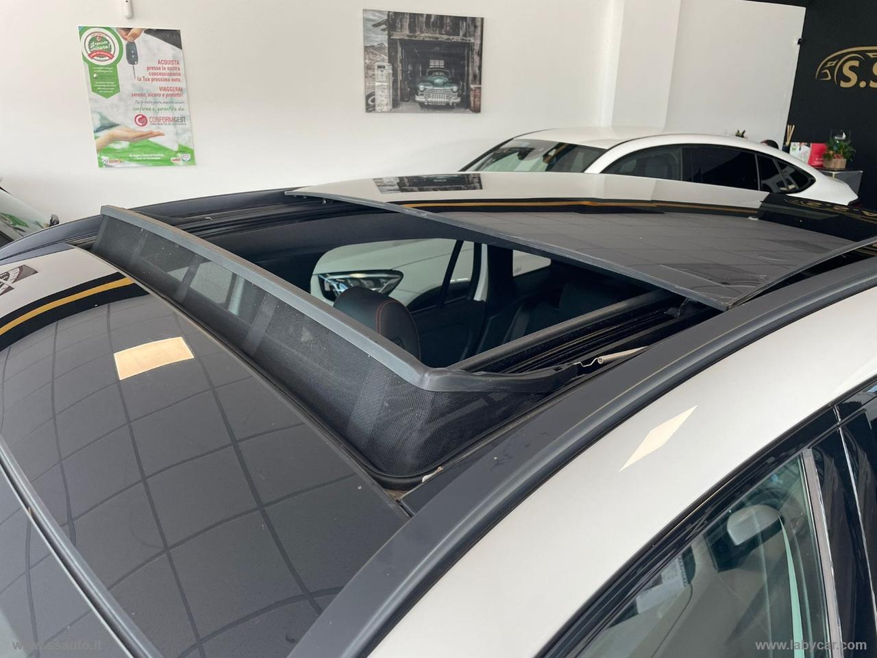 MERCEDES-BENZ GLA 200 d Automatic AMG Line Adv.Plus TETTO PANORAMICO