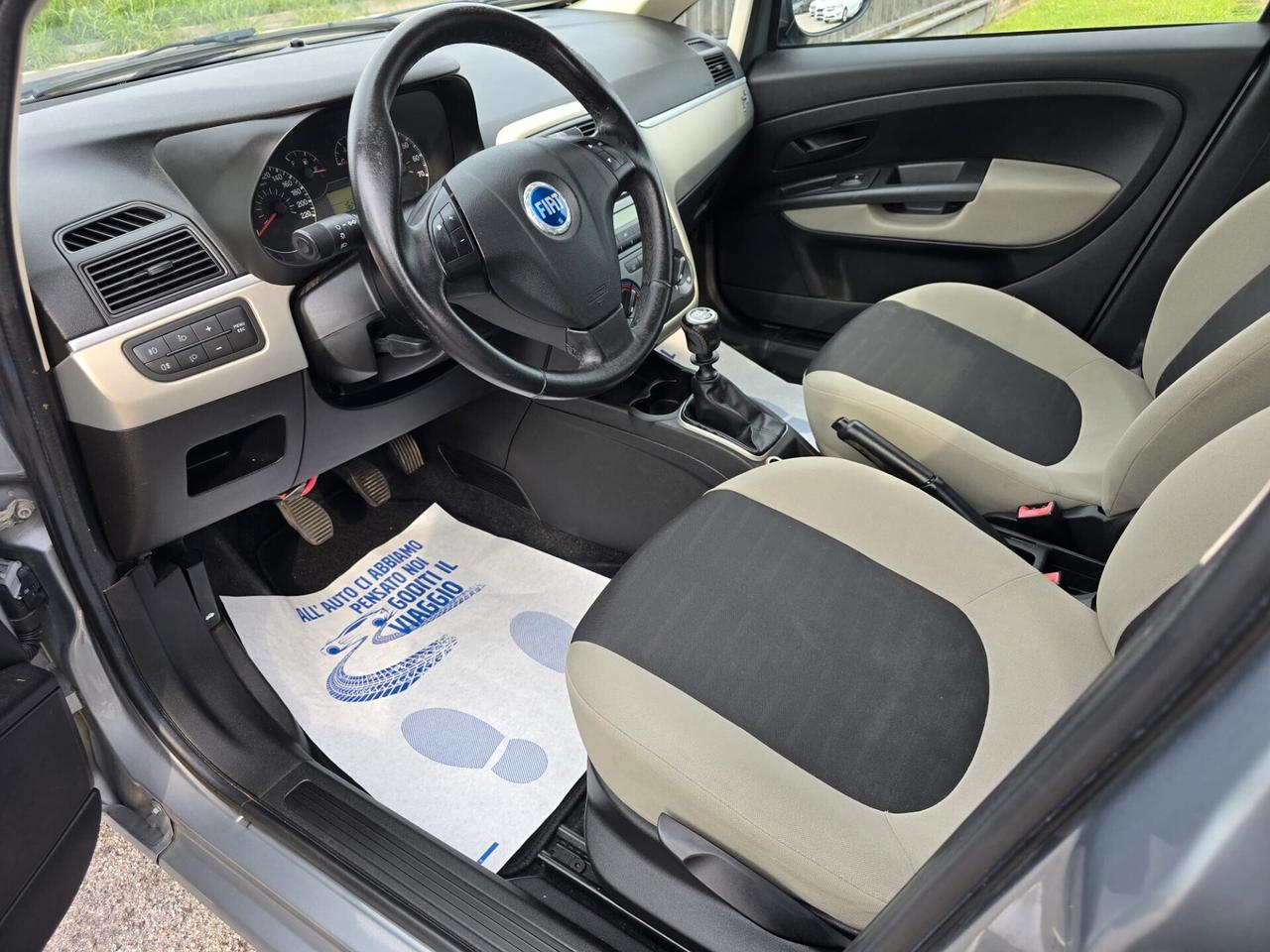 Fiat Grande Punto 1.2 5 p. 65cv Active OK NEOPATENTATI