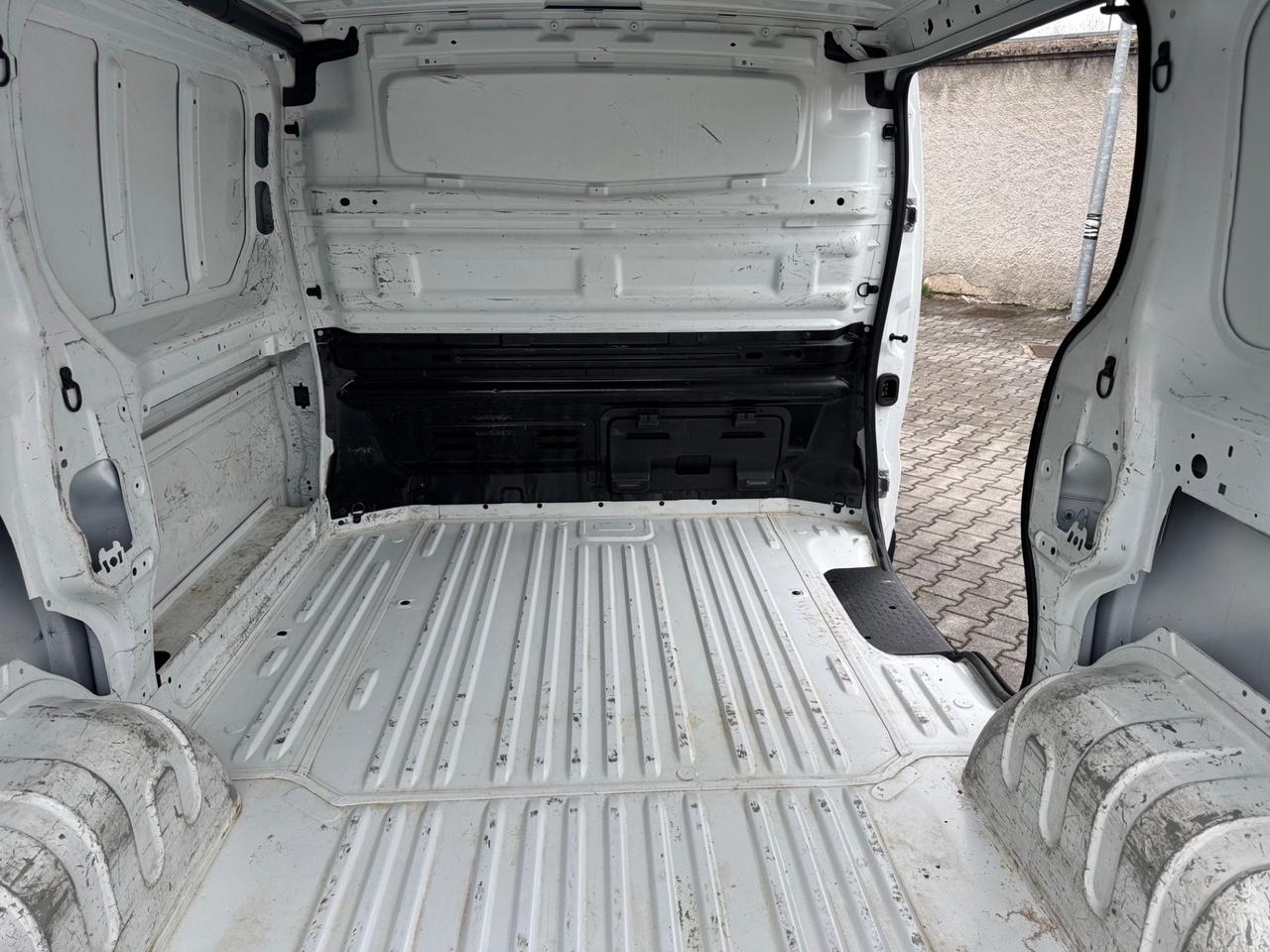 Renault Trafic T27 1.6 dCi 115CV Furgone 3 posti