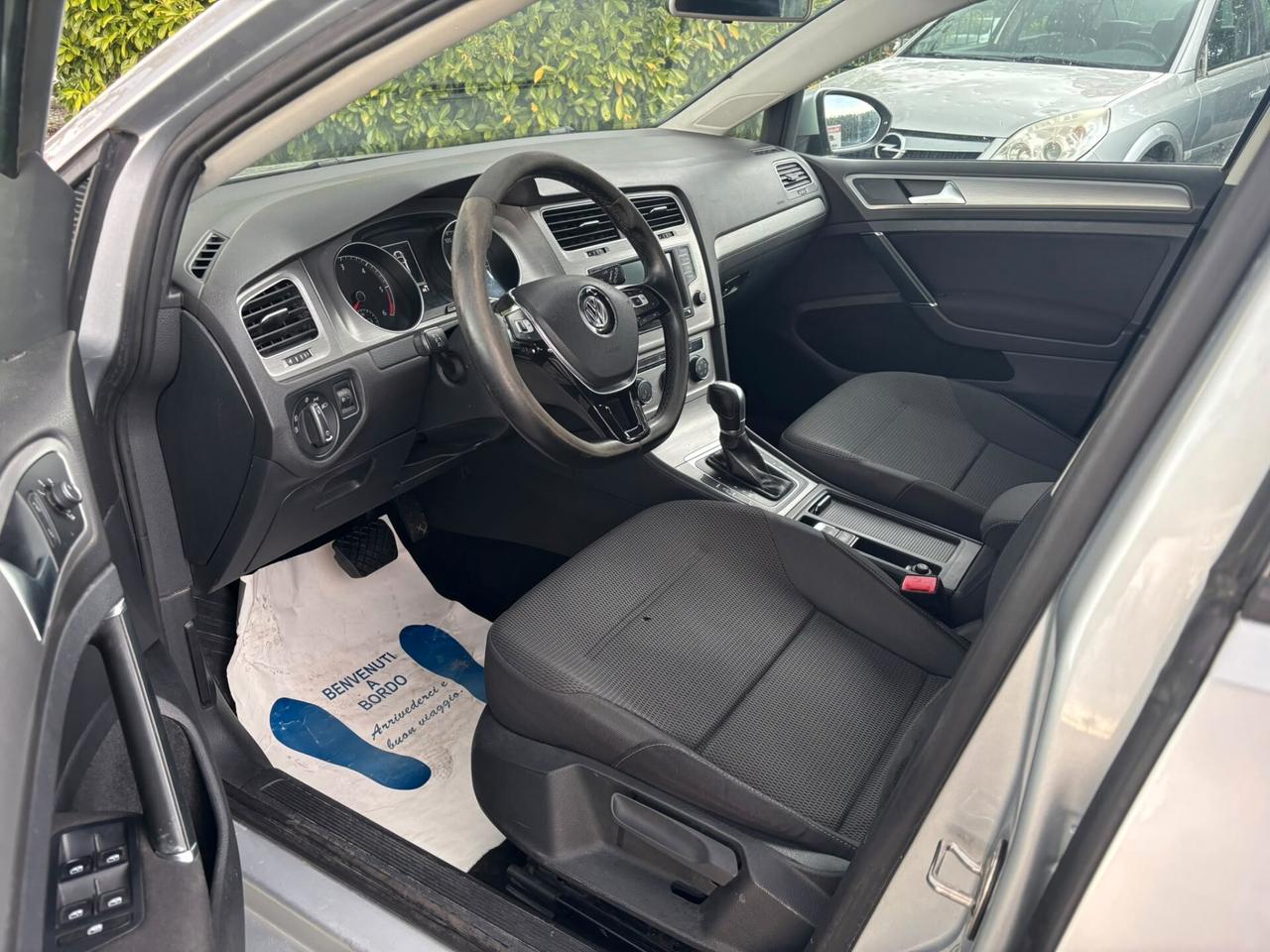 Volkswagen Golf 1.6 TDI DSG-C.AUTOMATICO-2015