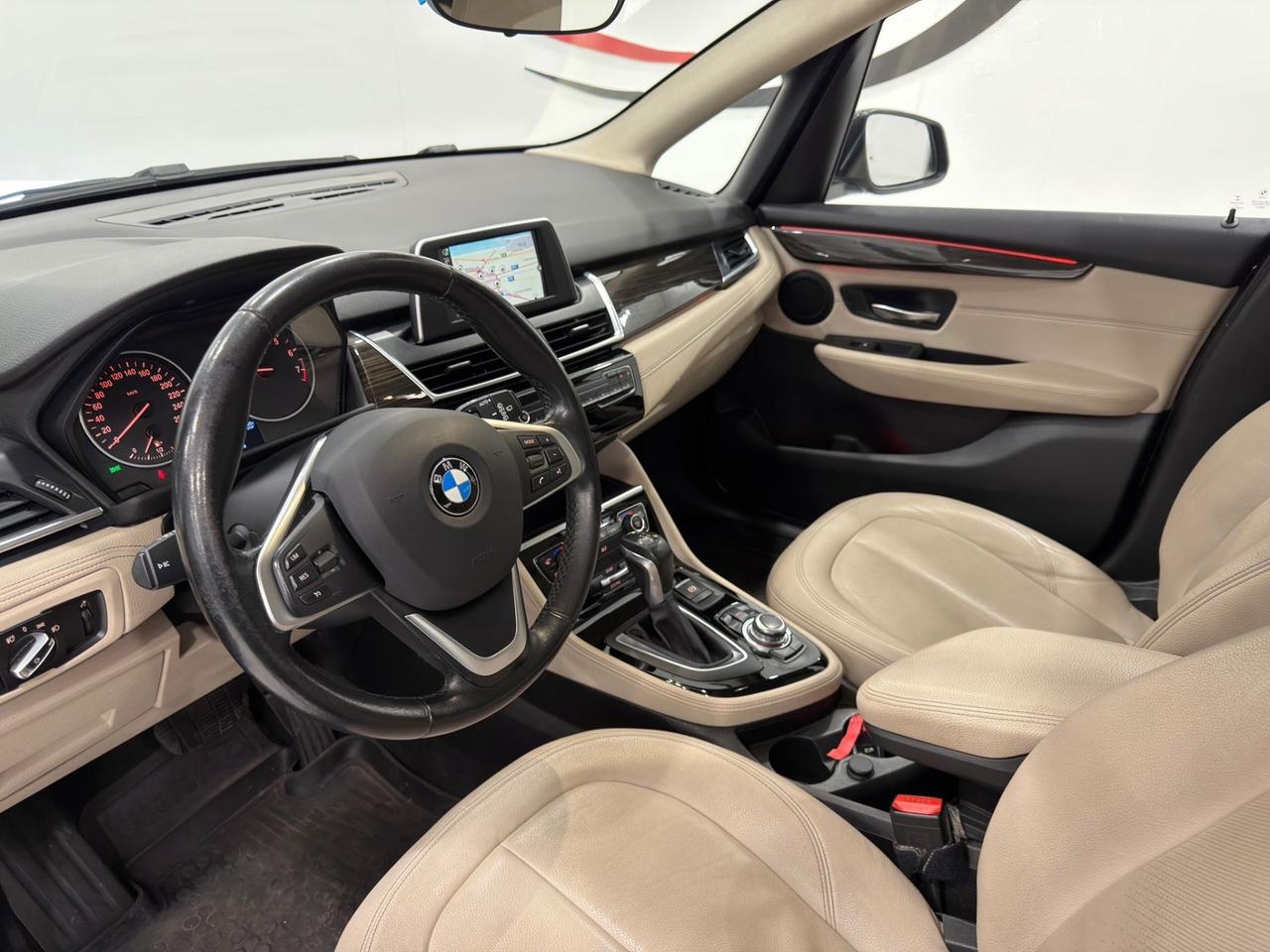 Bmw 2er Active Tourer 218i Luxury