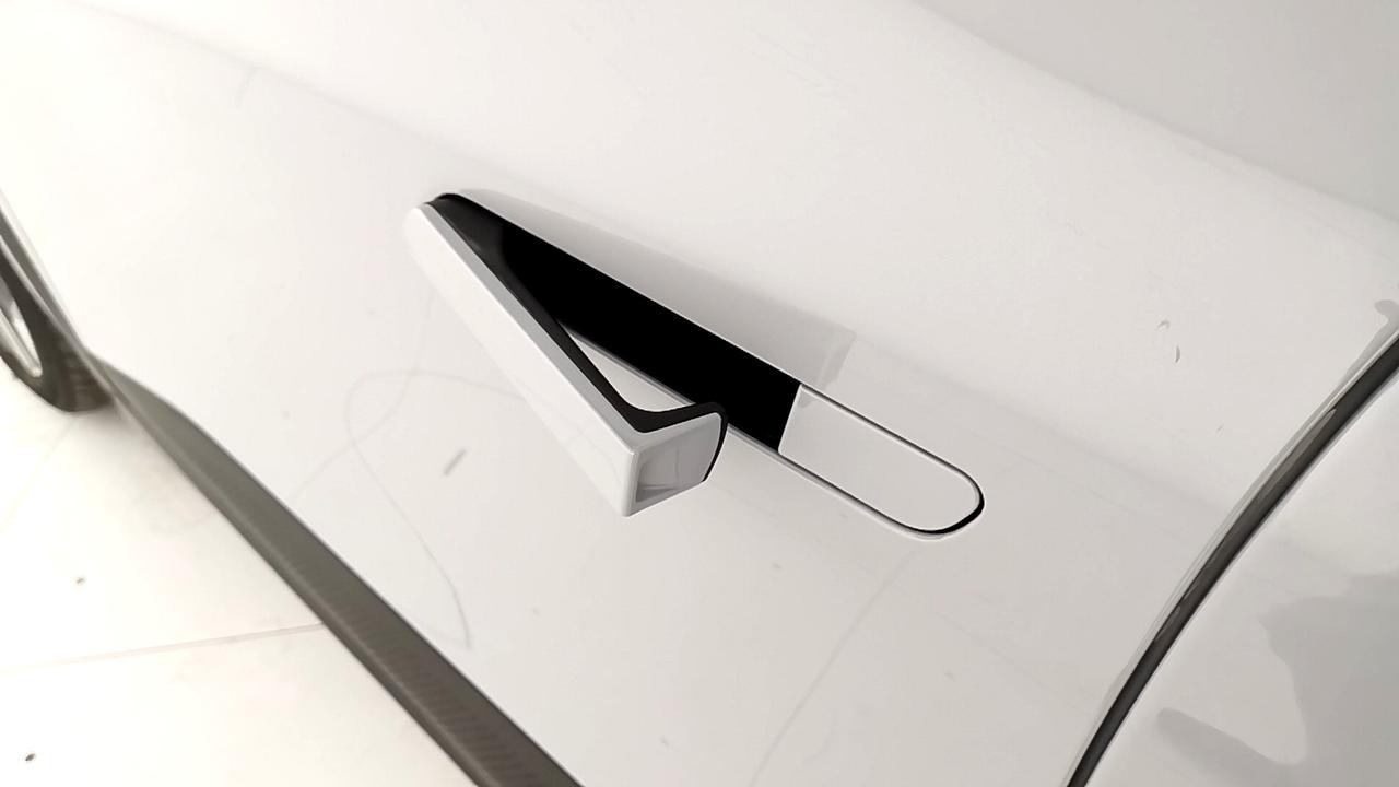 RENAULT Megane IV - Megane E-Tech Iconic EV60 220cv AC22