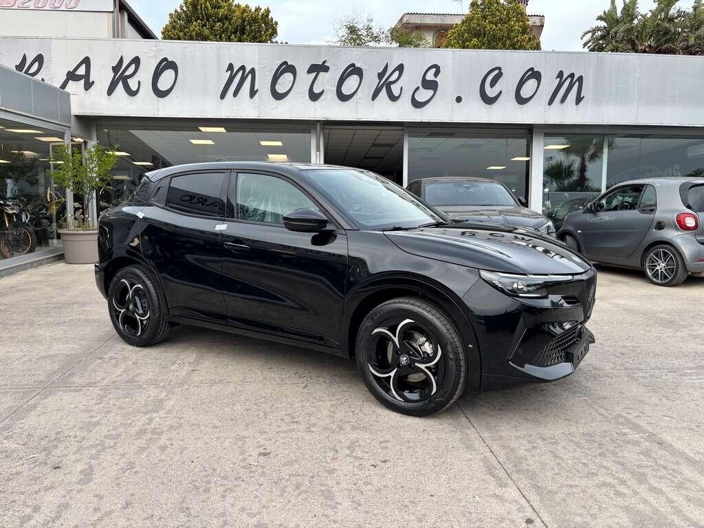 Alfa Romeo Junior 1.2 145 CV Hybrid eDCT6 Ti rent to buy