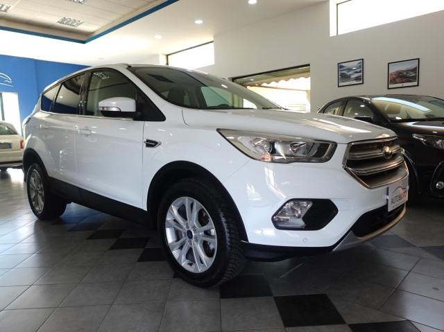 Ford Kuga 1.5 TDCI 120 CV POWERSHIFT TITANIUM