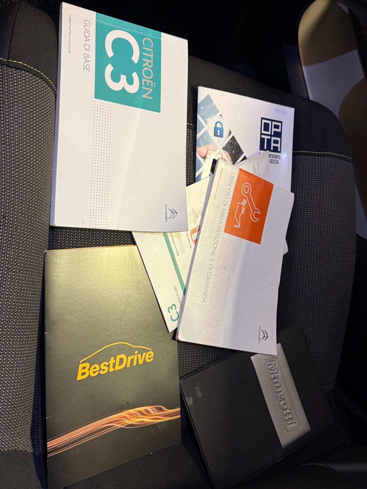 Citroen C3 1.6 BlueHDi 100 S&S Shine