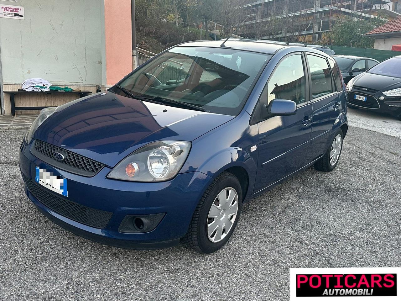 Ford Fiesta 1.2 16V 5p. Ghia