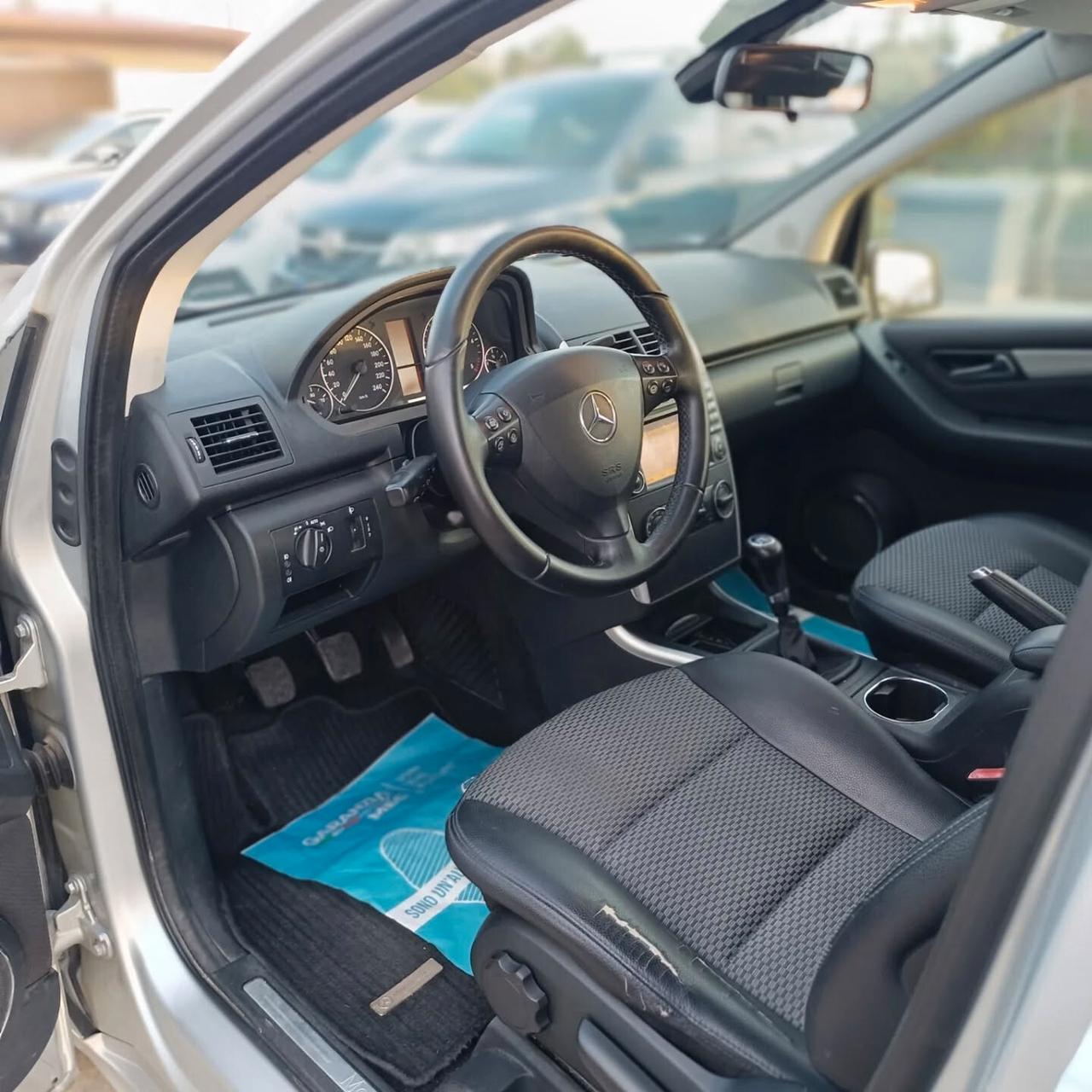 Mercedes-benz A 180 CDI Premium SOLI 117.000KM