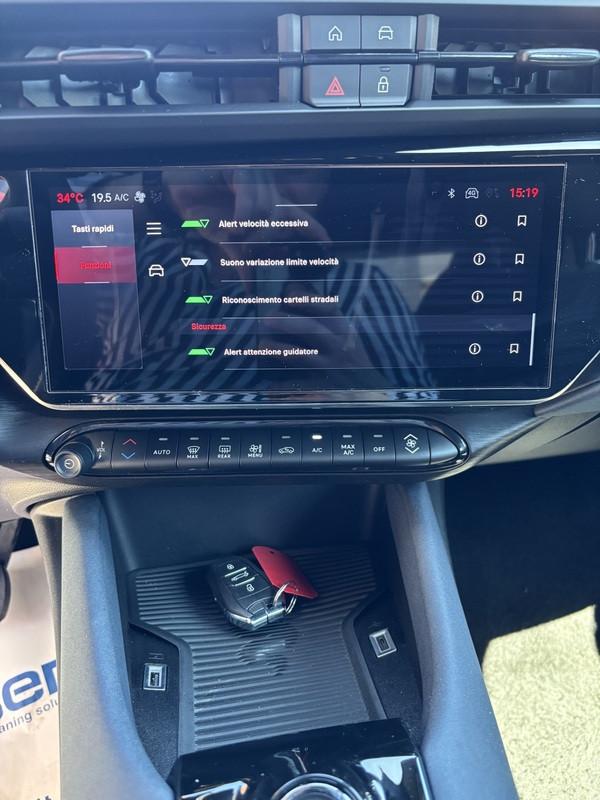 Alfa Romeo Junior 1.2 ibrida 145 cv edct6 FULL LED-APP CONNECT-17"