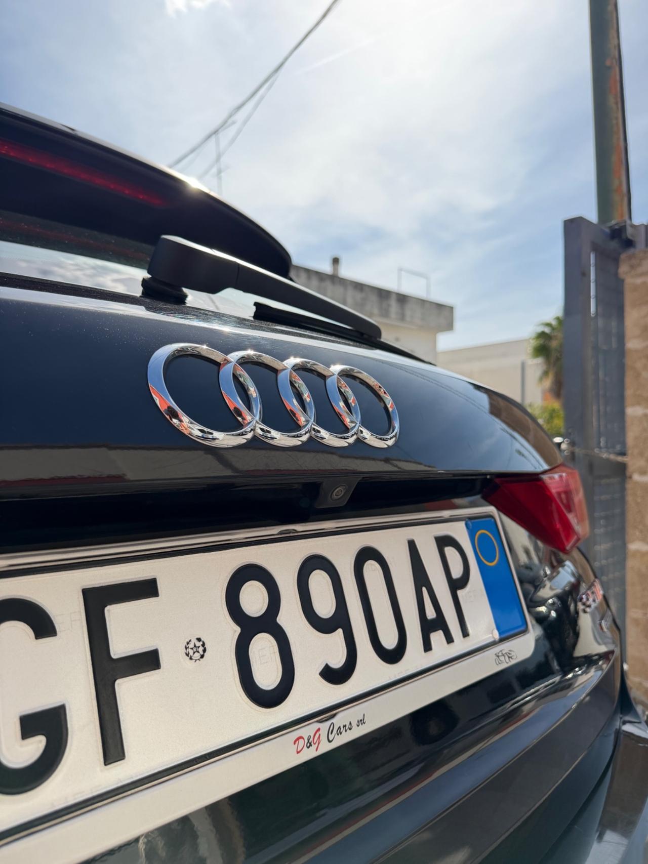 Audi Q3 35 TDI quattro Business-2019 MATRIX/NAVI