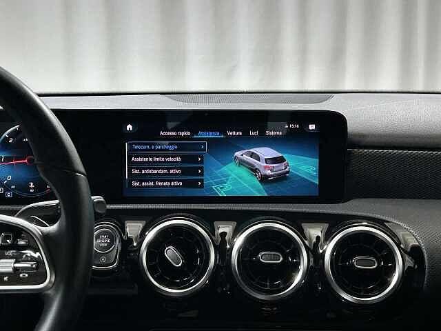 Mercedes-Benz A 180 A 180 d Automatic Sport