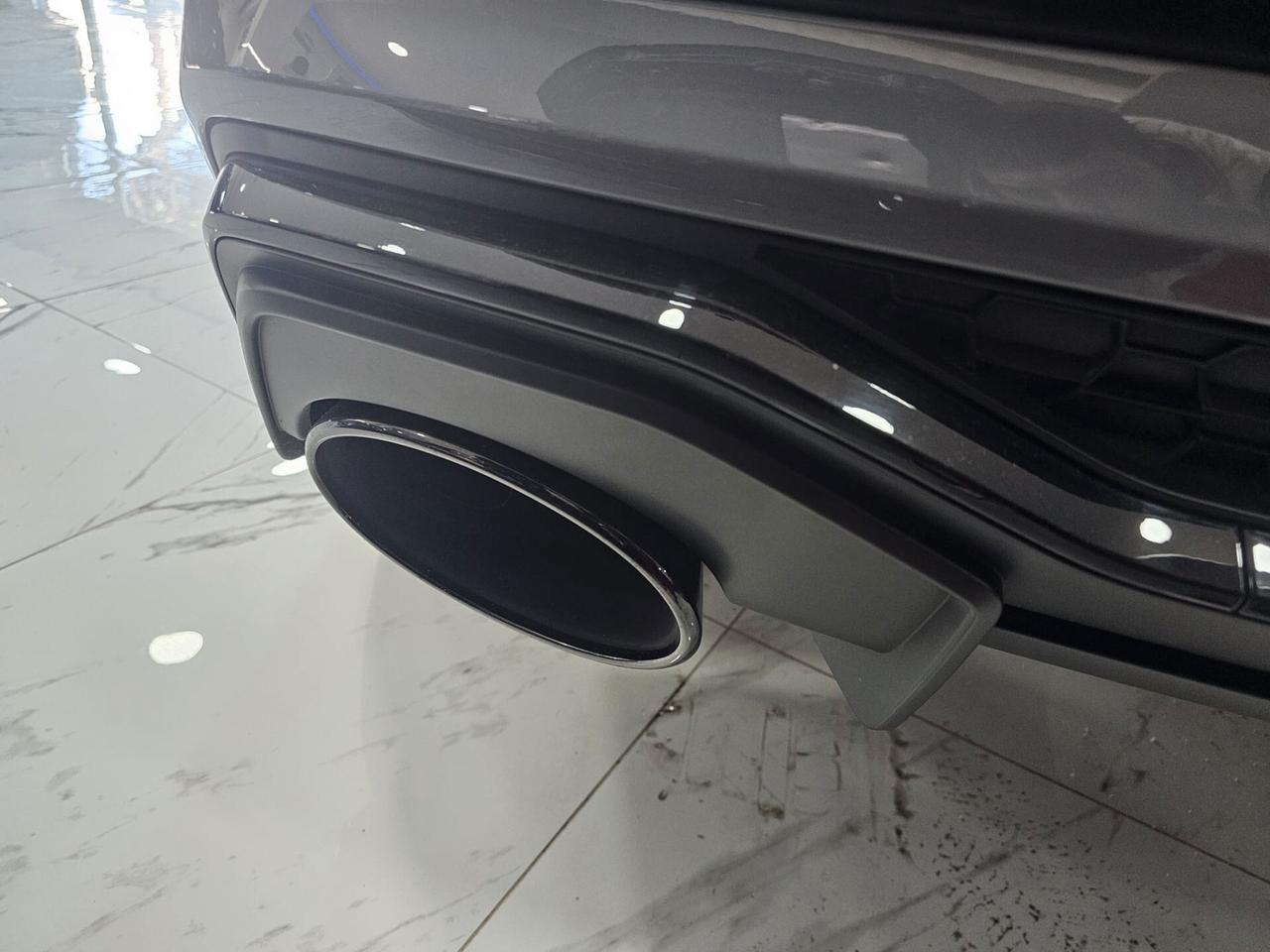 NUOVA AUDI RSQ3 SPORTBACK 2.5 BENZ 400CV S-TRONIC PACK BLACK ESTERNO