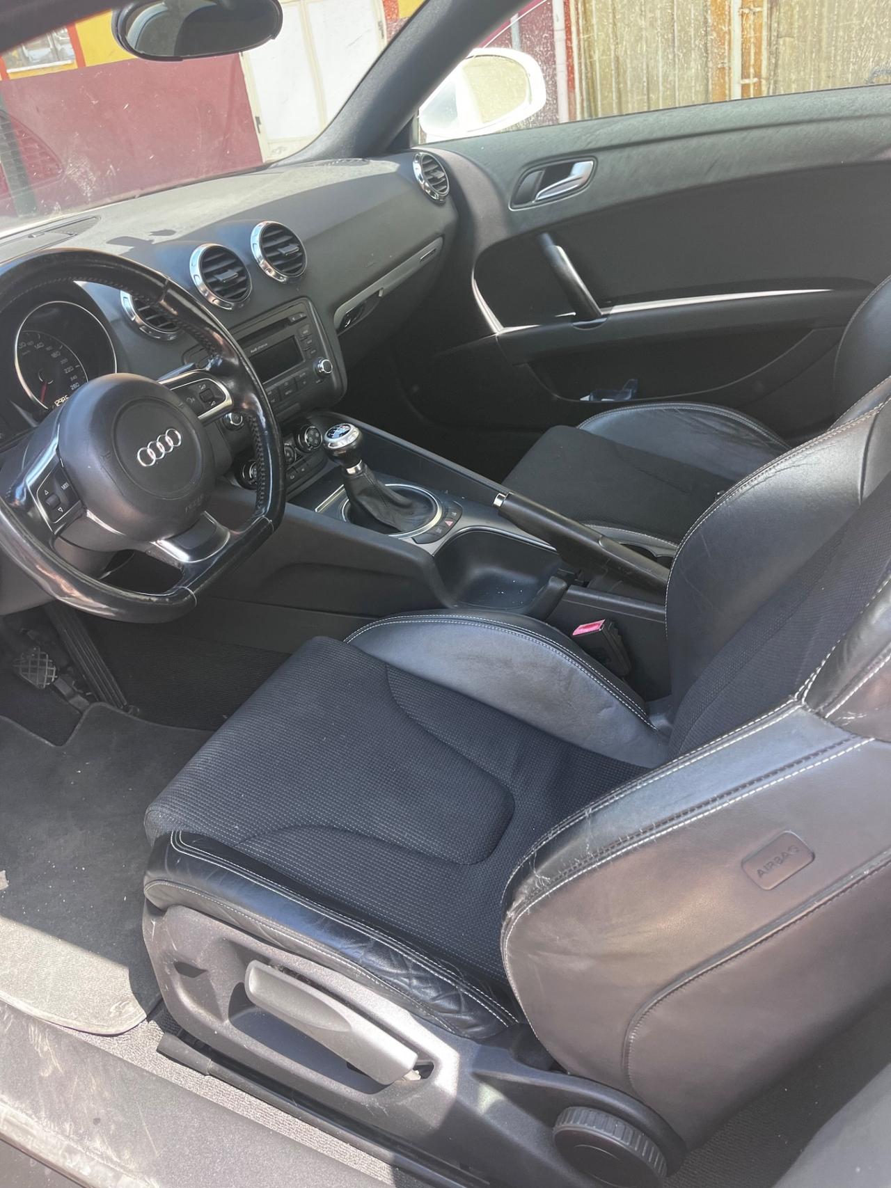 Audi TT 2.0 Tdi 170cv S-Line quattro full