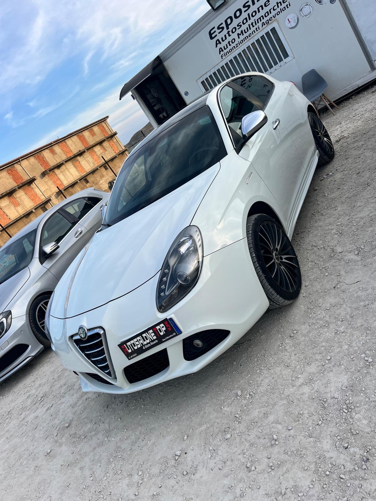 Alfa Romeo Giulietta 2.0 JTDm-2 140 CV Distinctive