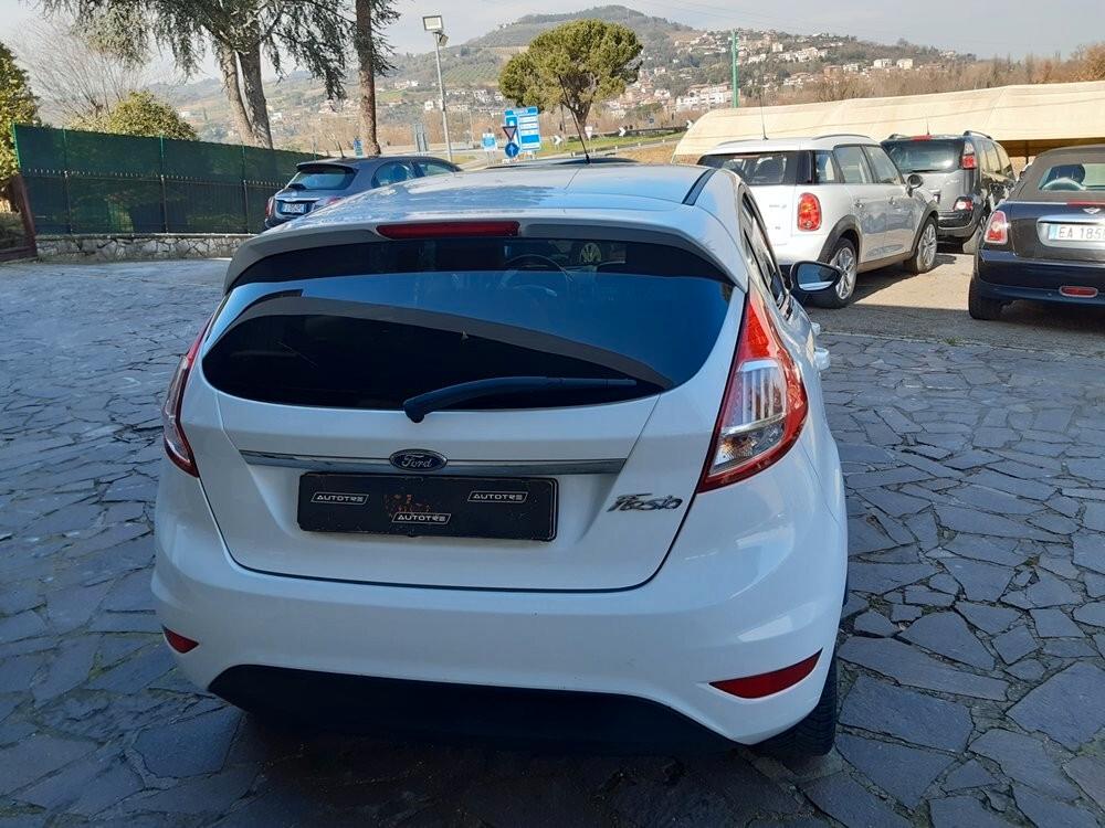 Ford Fiesta 1.4 5 porte Bz.- GPL Black & White Edition NEO PATENTATI