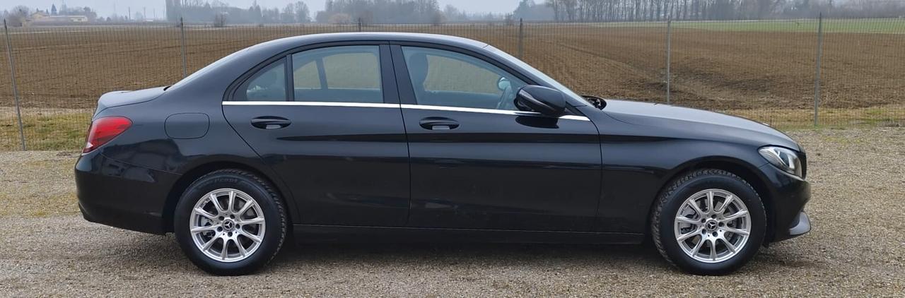 Mercedes-benz C 180 d Auto Premium