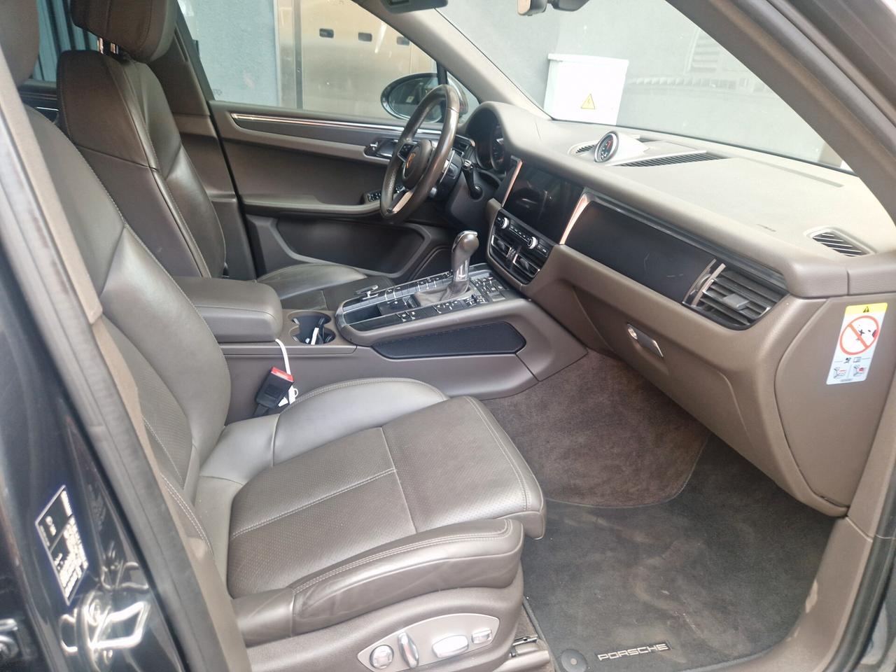 Macan Sport chrono tutti i service porsche pelle 21