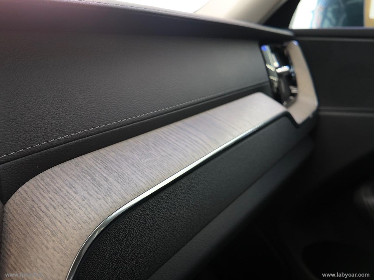 VOLVO XC60 B4