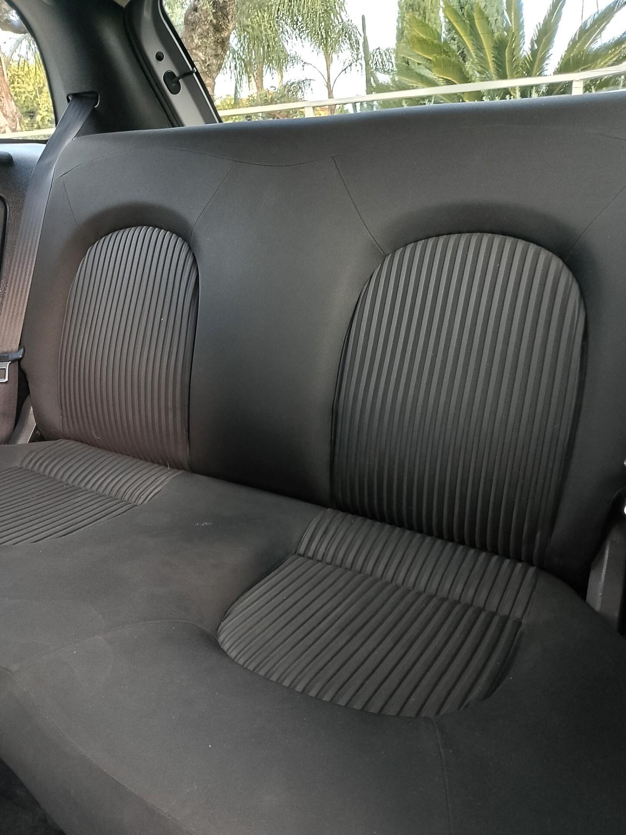 Lancia Ypsilon 1.4 Argento Ecochic GPL