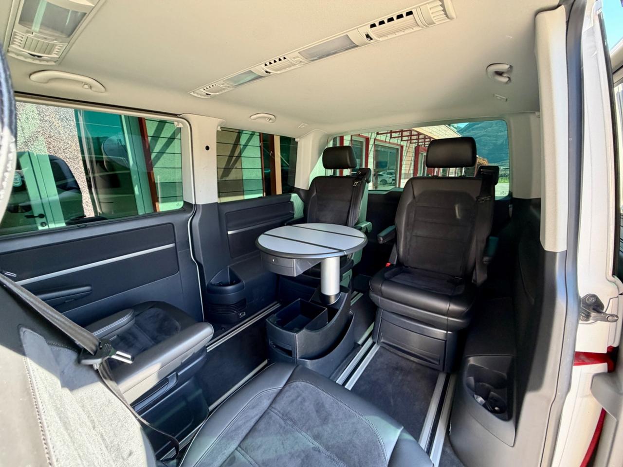 Volkswagen Multivan T6 - BULLI SIX GENERATION GANCIO TRAINO