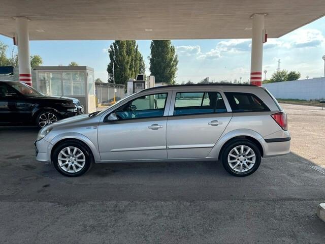 Opel Astra 1.4 16V Twinport Station Wagon Enjoy