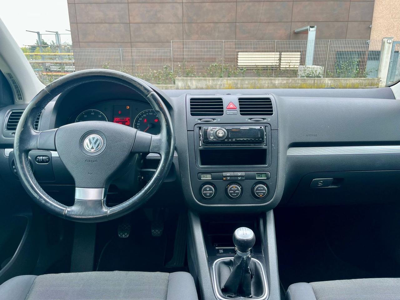 VW Golf 1.6benz 2007 154.000km cinghia e tagliando fatti