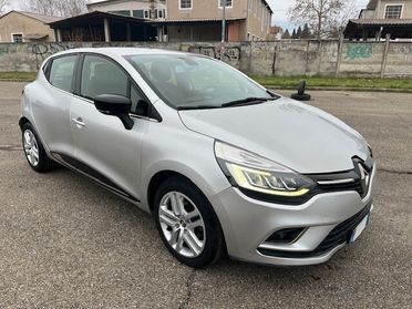 Renault Clio TCe 12V 90 CV GPL 5 porte Moschino Intens