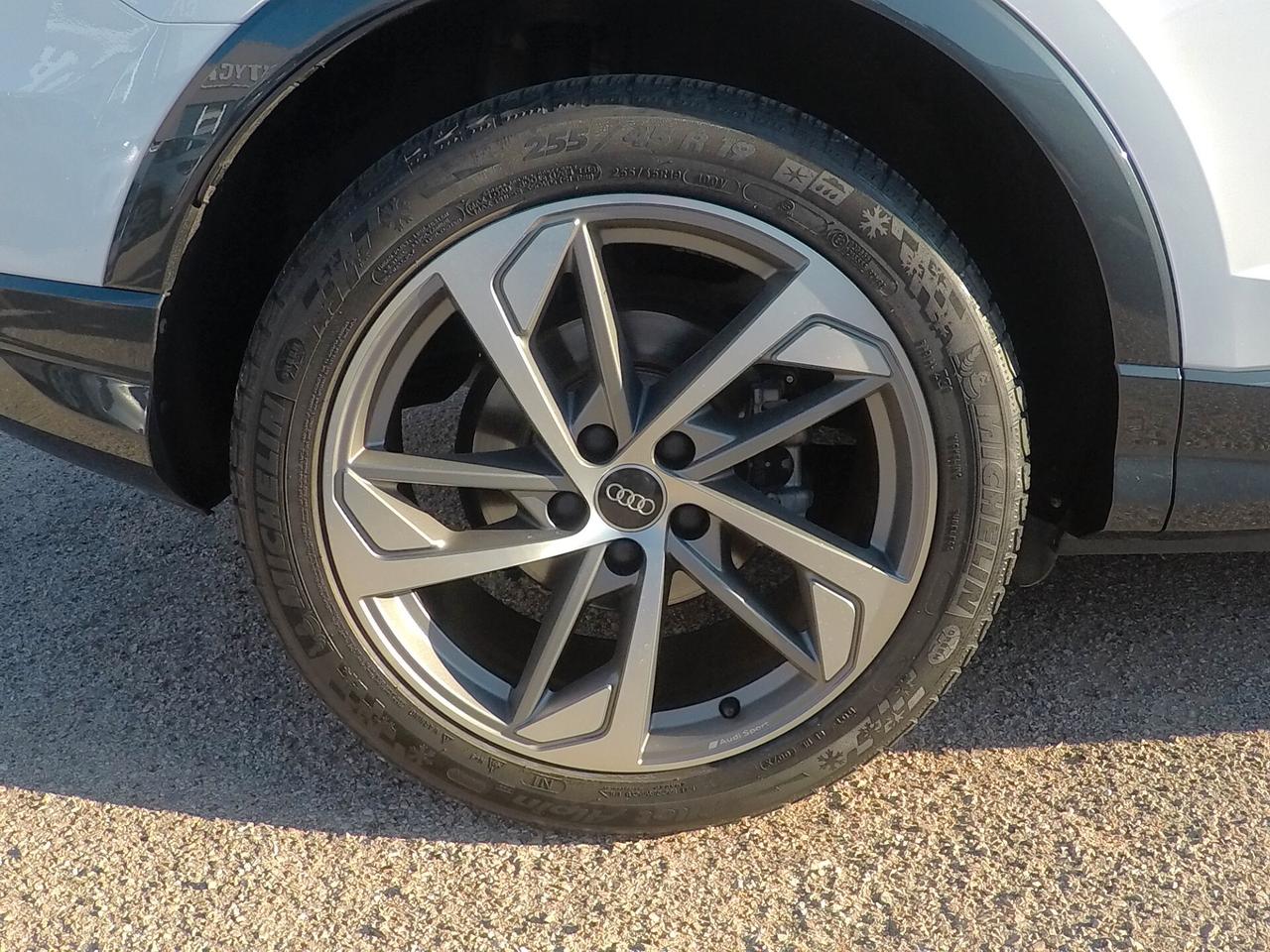 Audi Q3 SPB 35 TDI S tronic Business Plus - TETTO