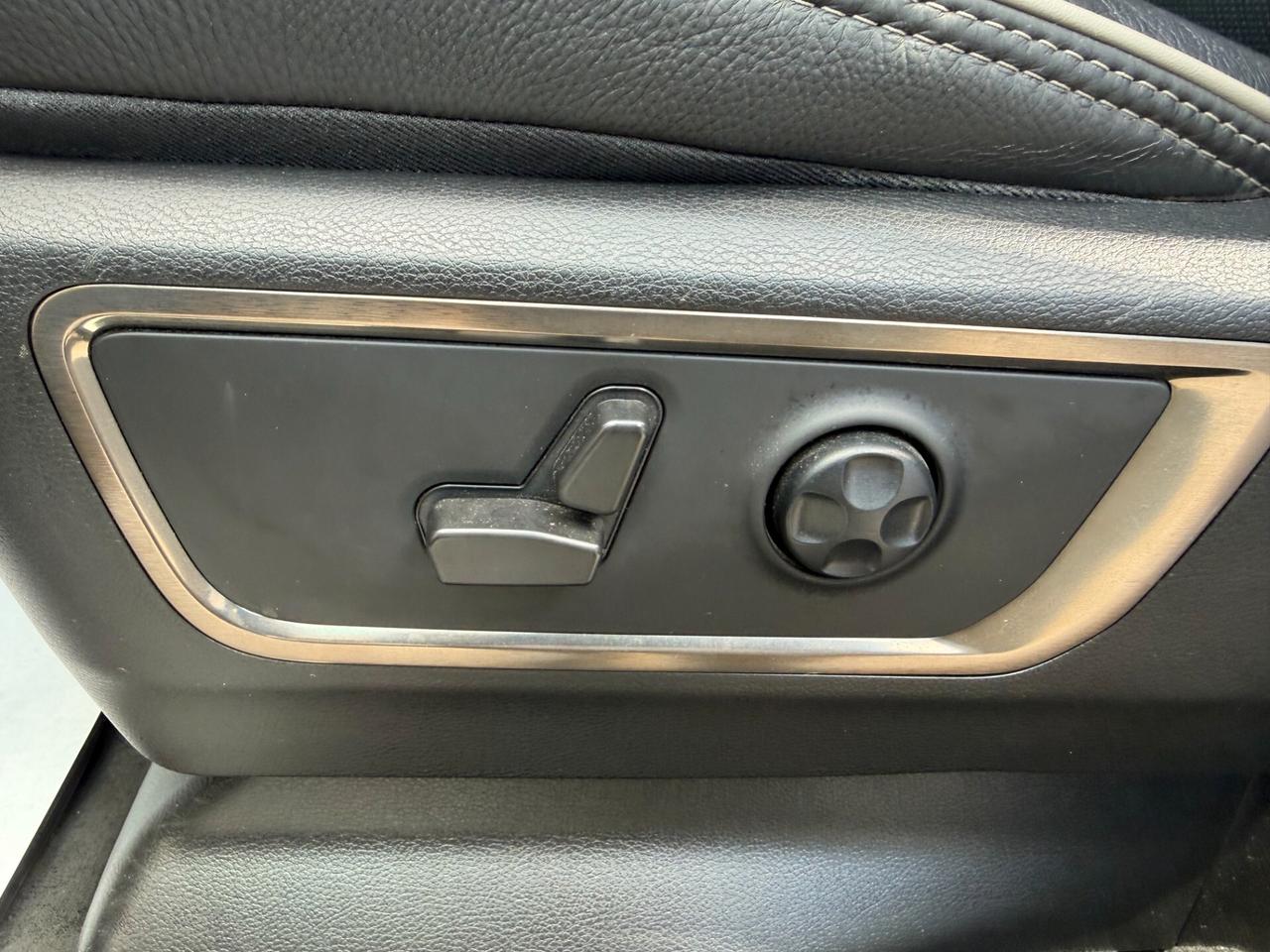 Dodge RAM 1500 5.7 CREW CAB LIMITED GPL /N1 IVA 22% / STRAFULL/KM DOC