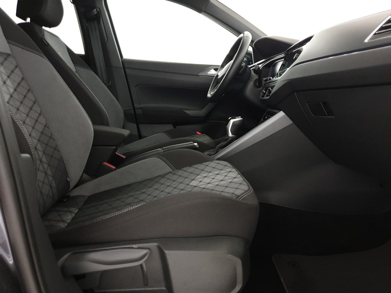 Volkswagen Taigo 1.0 tsi r-line 115cv dsg
