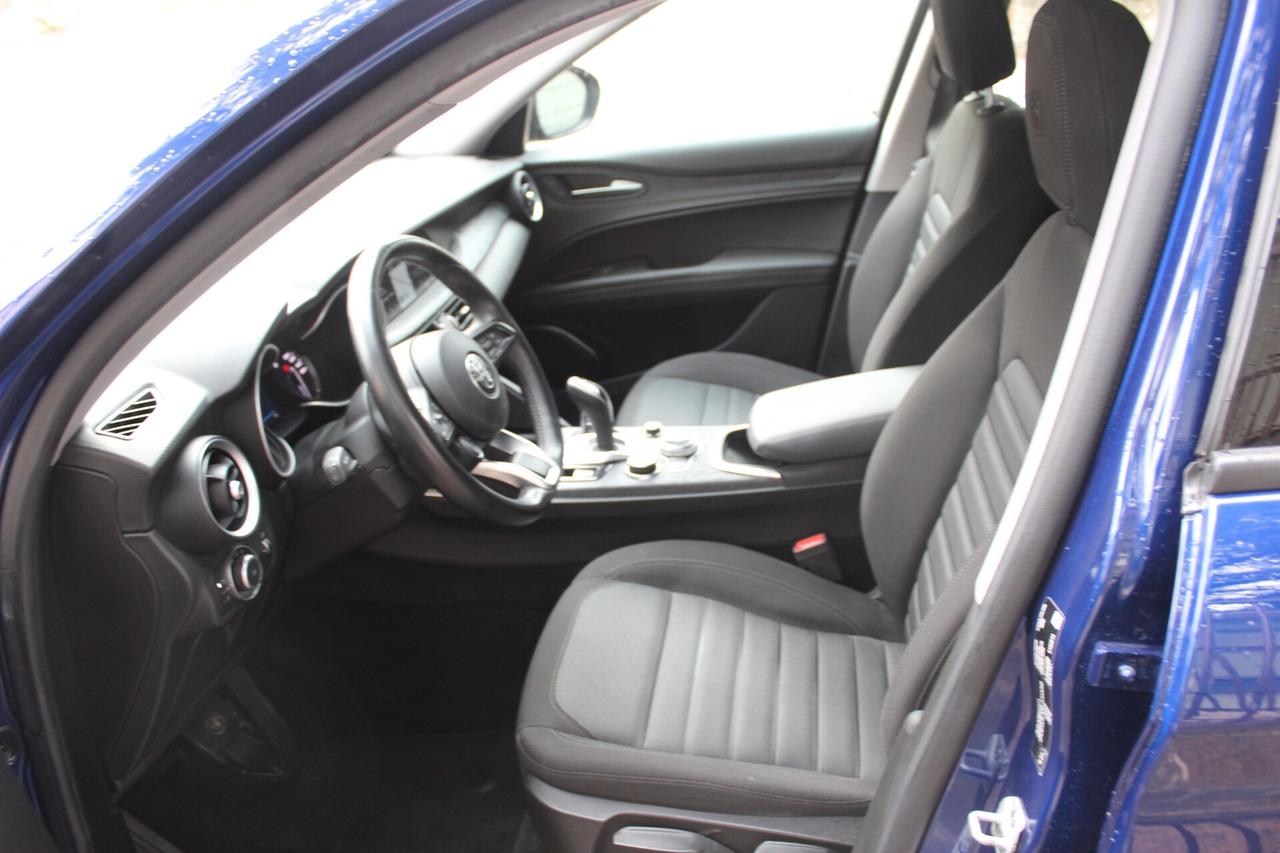 Alfa Romeo Stelvio 2.2 Turbodiesel 190 CV AT8 Q4 Business