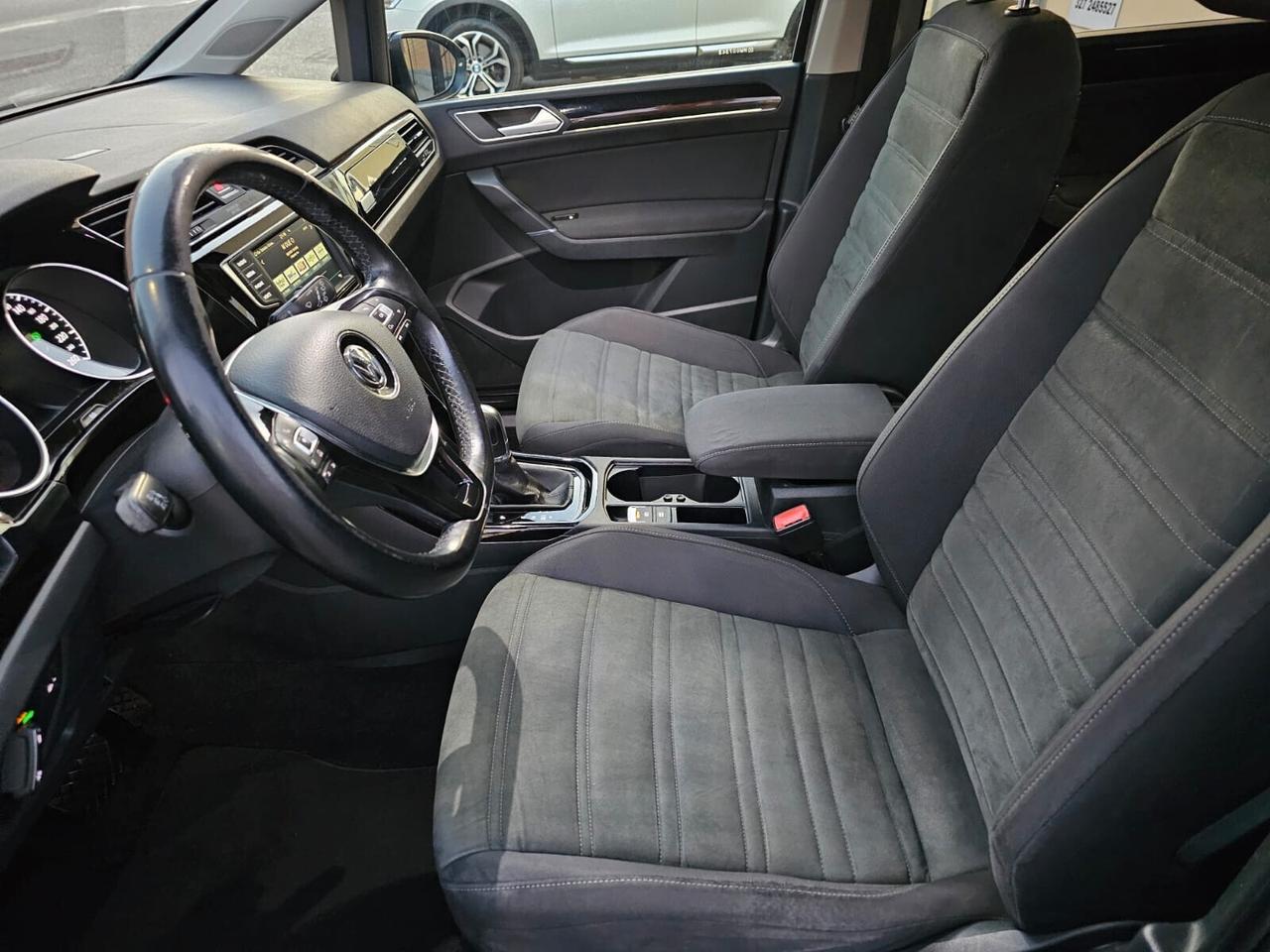 Volkswagen Touran 2.0 TDI 150cv DSG Highline*Navi*7Posti*Euro6*