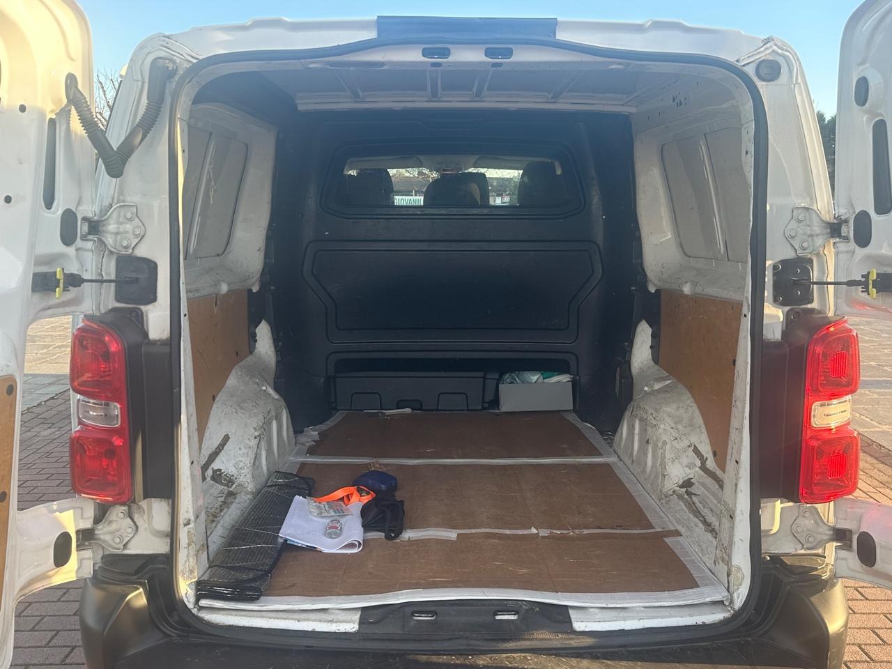 Peugeot Expert BlueHDi 115 S&S PC-TN Furgone Premium Compact