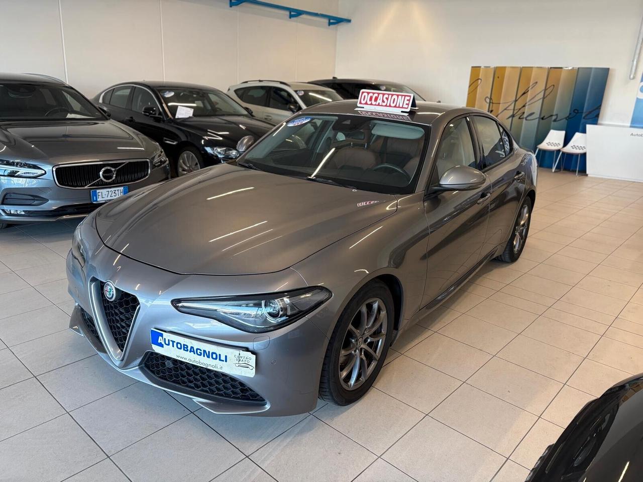 Alfa Romeo Giulia SUPER 2.2 Turbodiesel 180 CV 6mt UNICO PR.