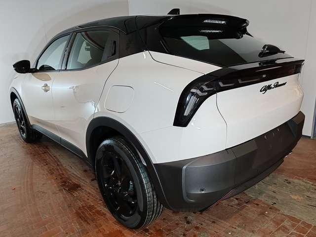 Alfa Romeo Junior 1.2 Hybrid 48V 145cv Edct6