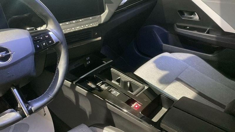 Opel Astra Astra 1.6 Plug-in Hybrid 180 CV AT8 Business Elegance