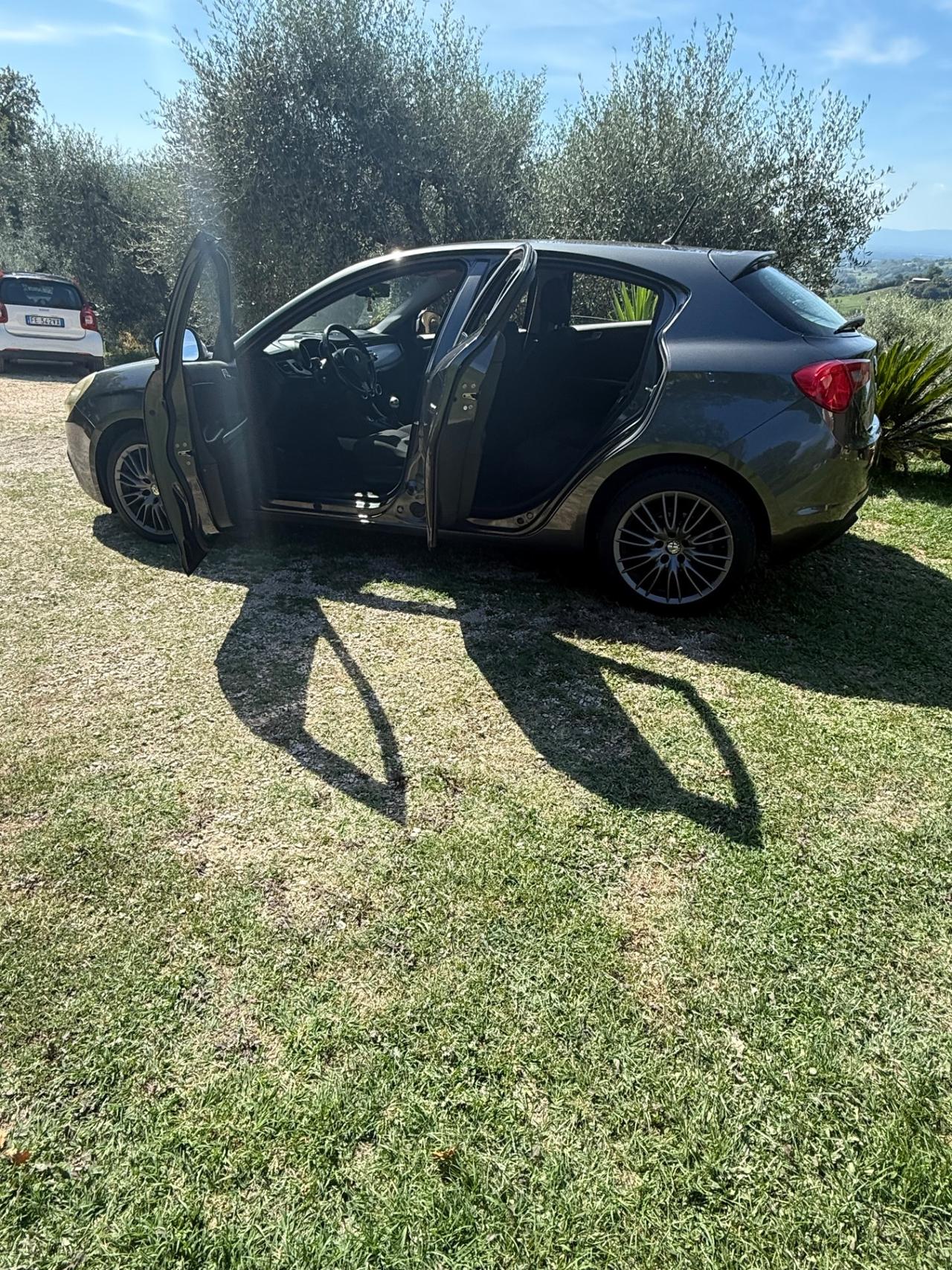 Alfa Romeo Giulietta 1.6 JTDm-2 105 CV Exclusive