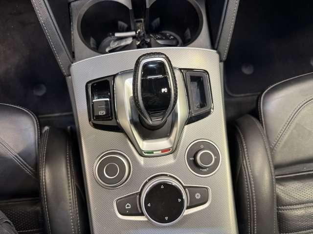 Alfa Romeo Stelvio 2.2 t Veloce Q4 210cv auto