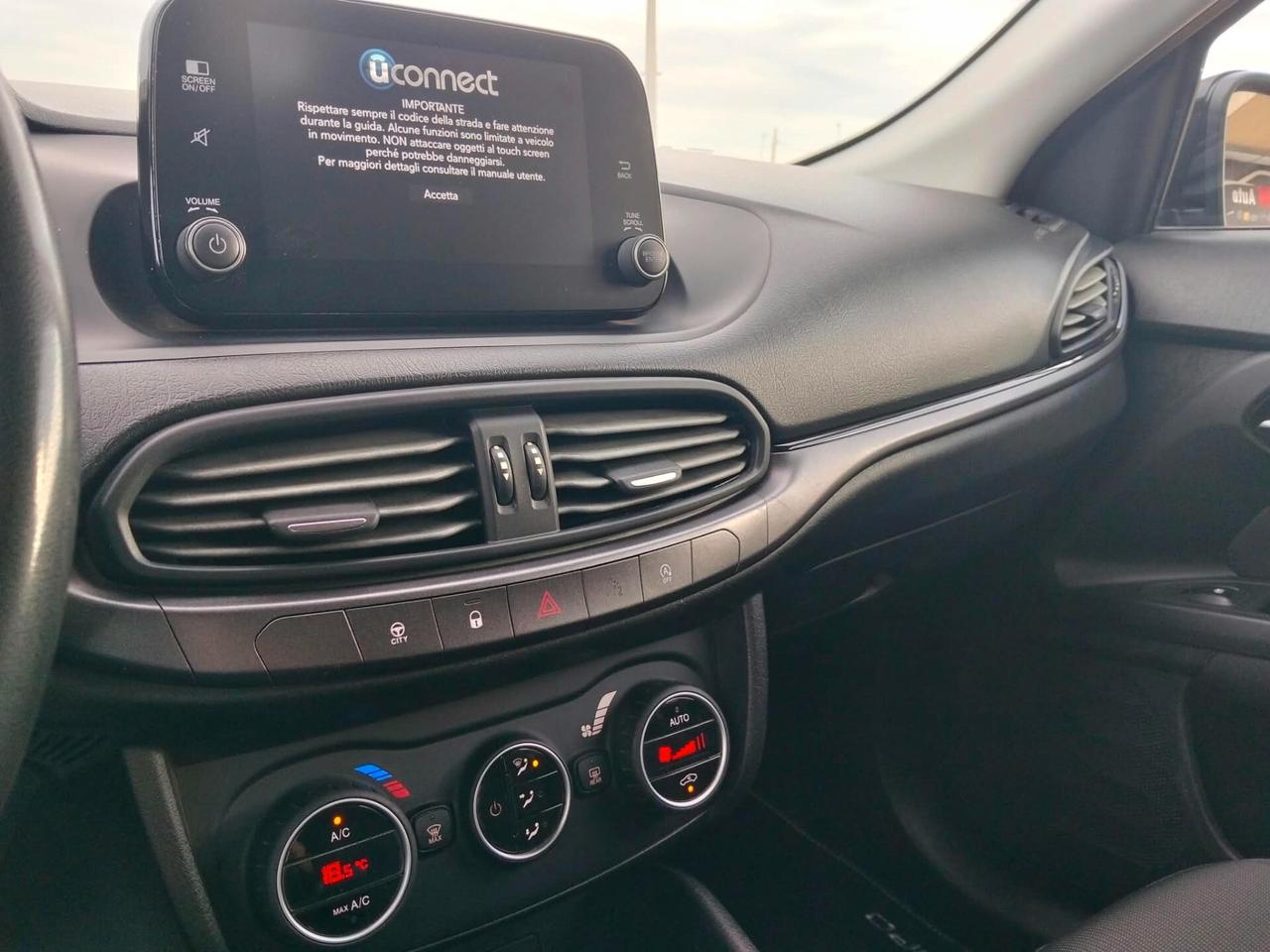 Fiat Tipo SW - 1.6 MJT 120CV -GANCIO TRAINO