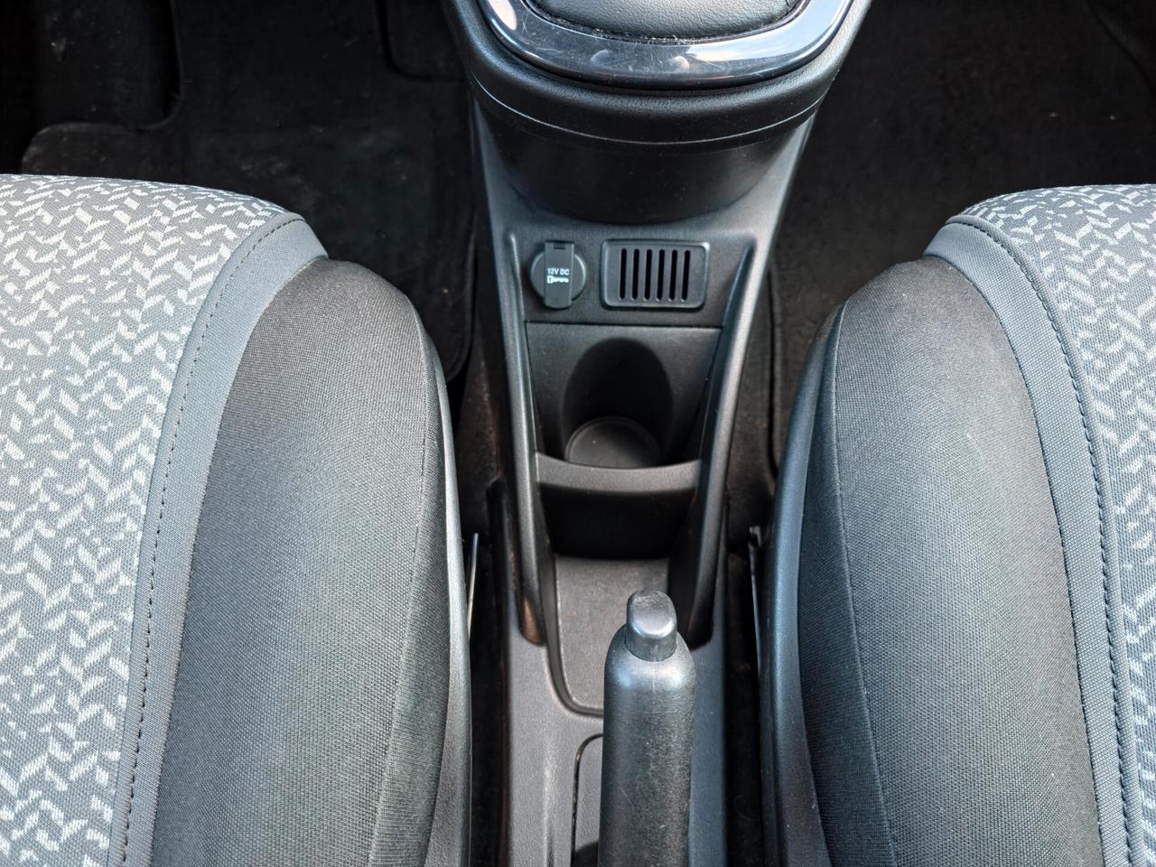 Lancia Ypsilon 1.0 FireFly 5 porte S&S Hybrid Ecochic Gold 2020-E6 Manuale NEO