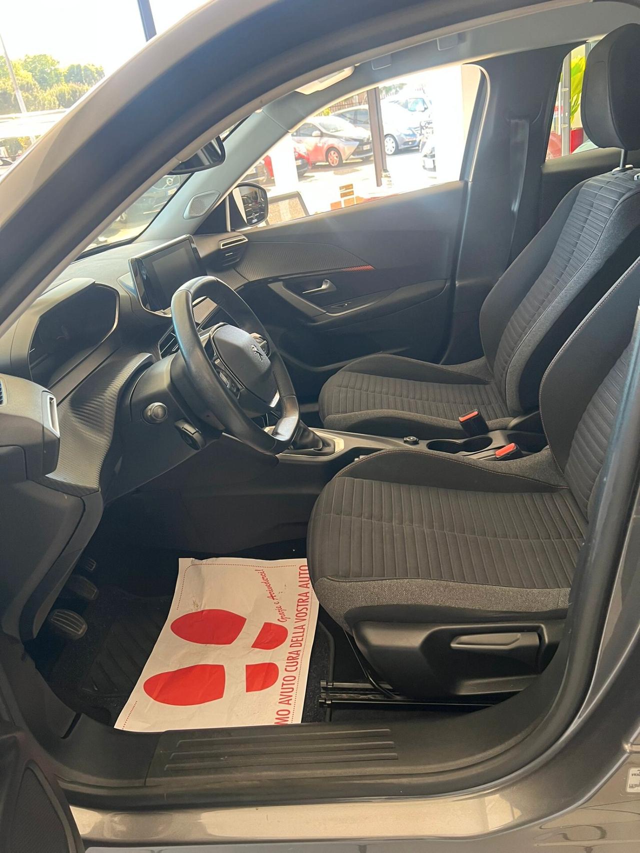 Peugeot 2008 BlueHDi 130 S&S EAT8 GT