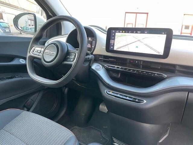 Fiat 500 500e Berlina 42 kWh Icon Autonomia 300 km