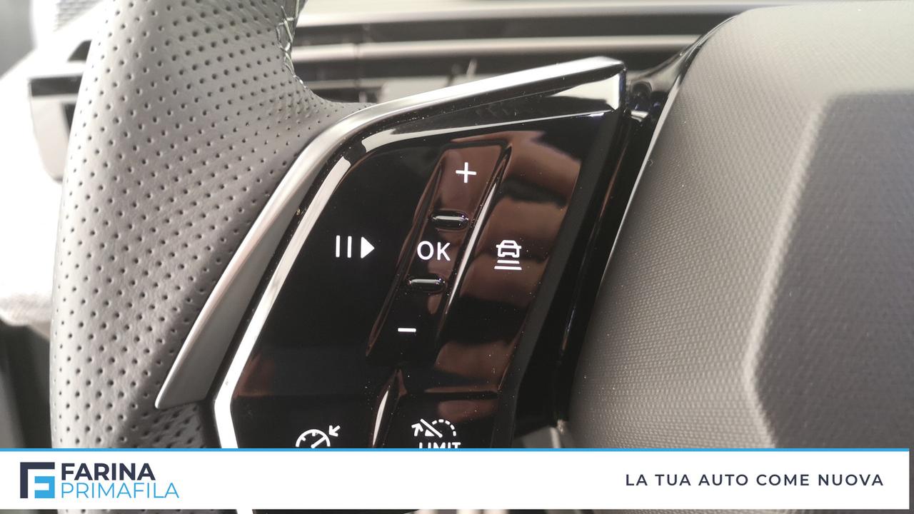 PEUGEOT Nuovo 5008 Hybrid 136 e-DCS6 GT