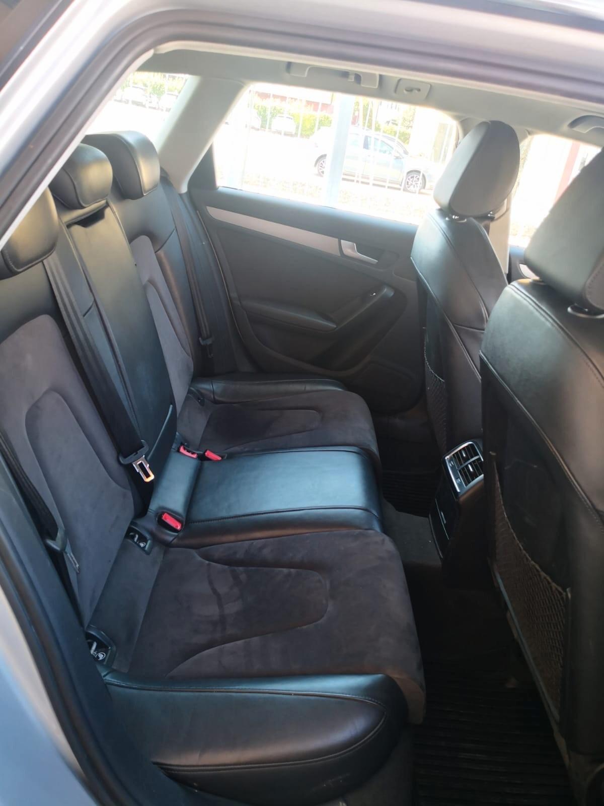 Audi A4 Avant 2.0 TDI 177CV multitronic ***PELLE/ALCANTARA***NAVI***XENO***