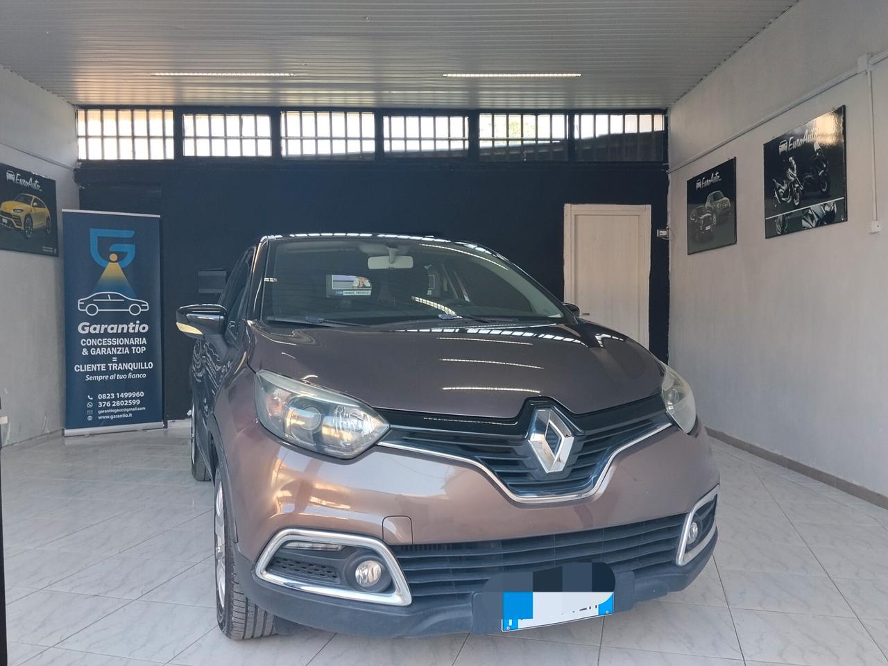 Renault Captur 1.5 diesel 2017 CON GARANZIA