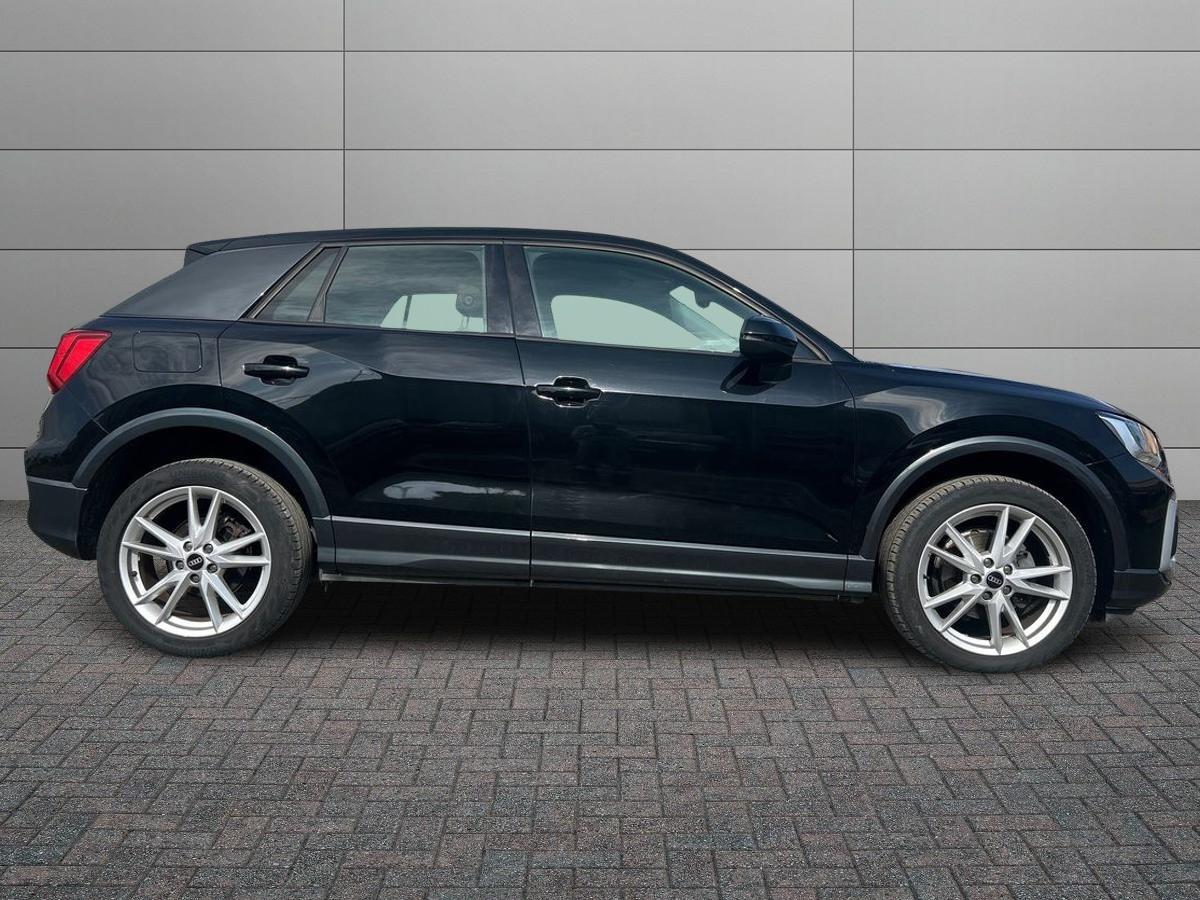 AUDI Q2 30 2.0 tdi Business s-tronic