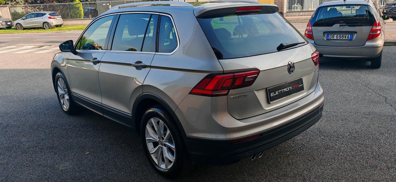 Volkswagen Tiguan 2.0 TDI 110 CV Cross BlueMotion Technology