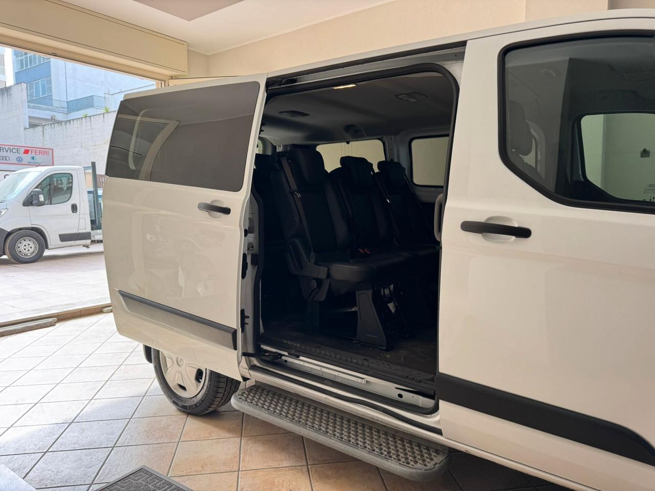 Ford Transit Tourneo Custom 9 POSTI 320 2.0 TDCI EcoBlue PC Combi Trend