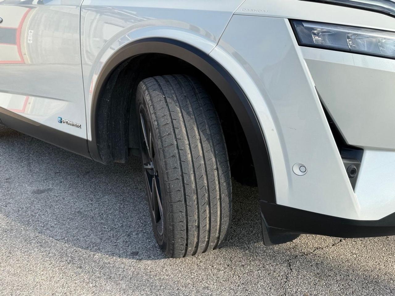 Nissan Qashqai tekna + #8485