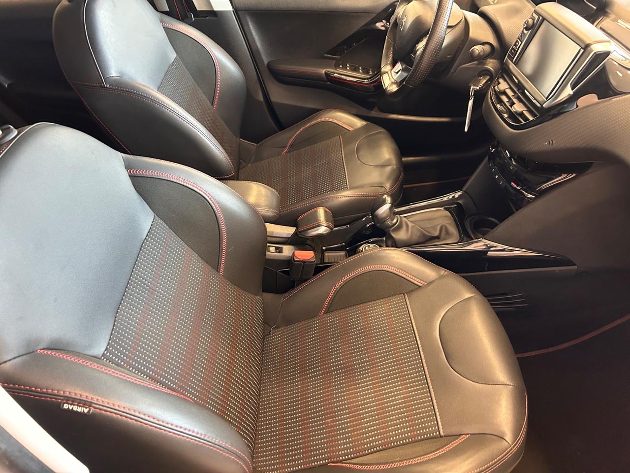 Peugeot 2008 BlueHDi 100 GT Line