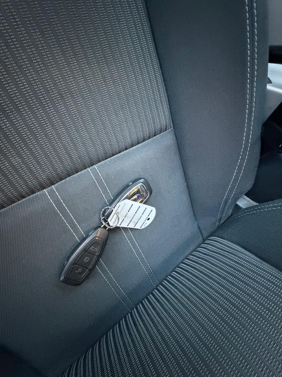 Ford C-Max 2.0 TDCi 115CV Powershift Titanium